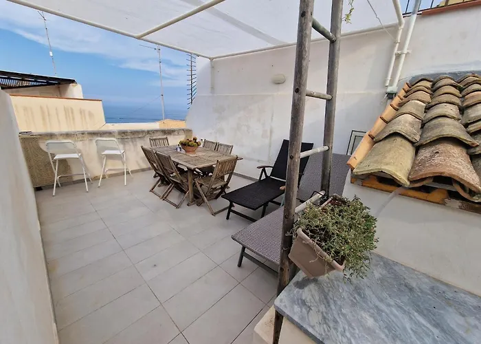 Sea-View Terrace & Bikes Moon Ortigia Holiday Home